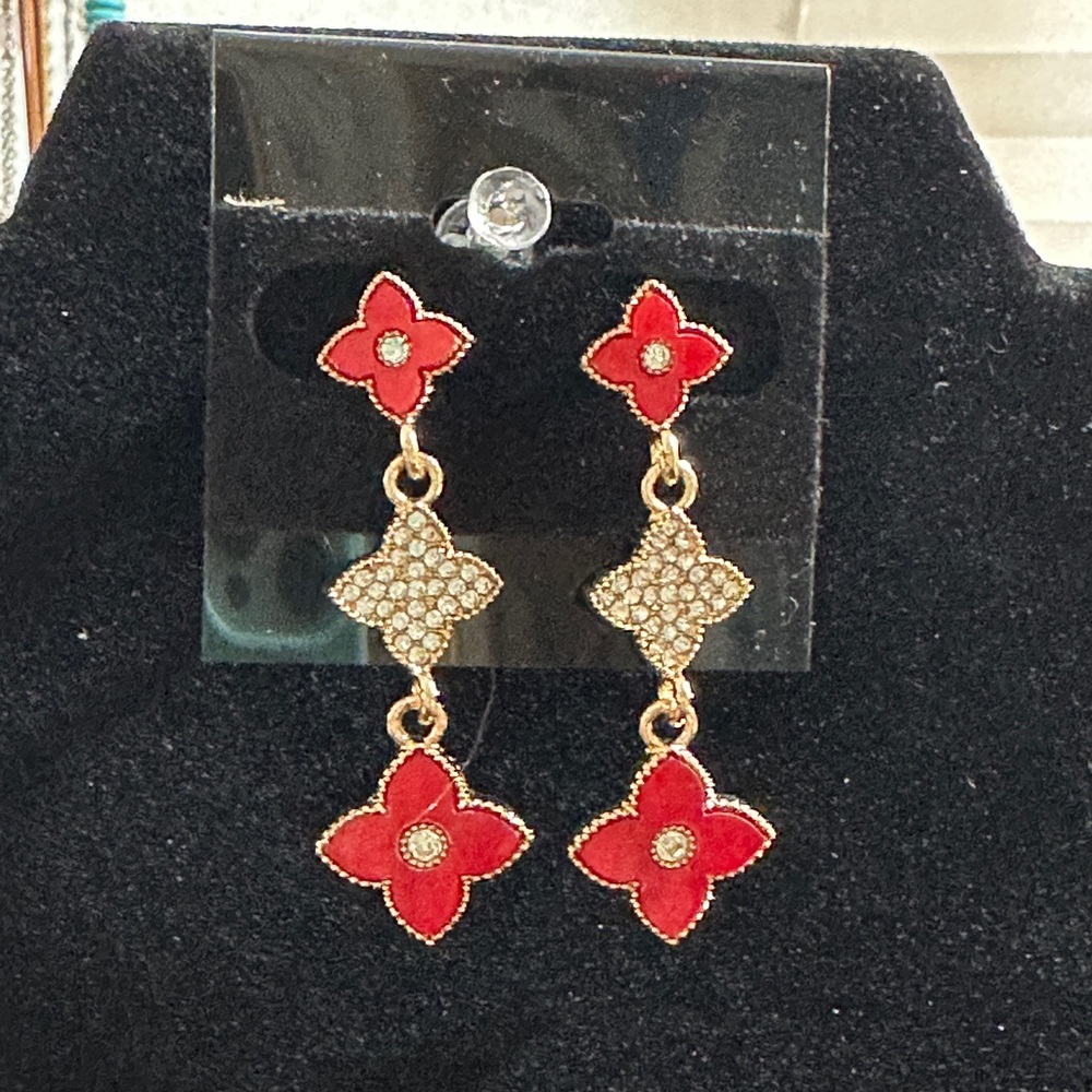 Elegant Red and Gold Flower Drop Earrings